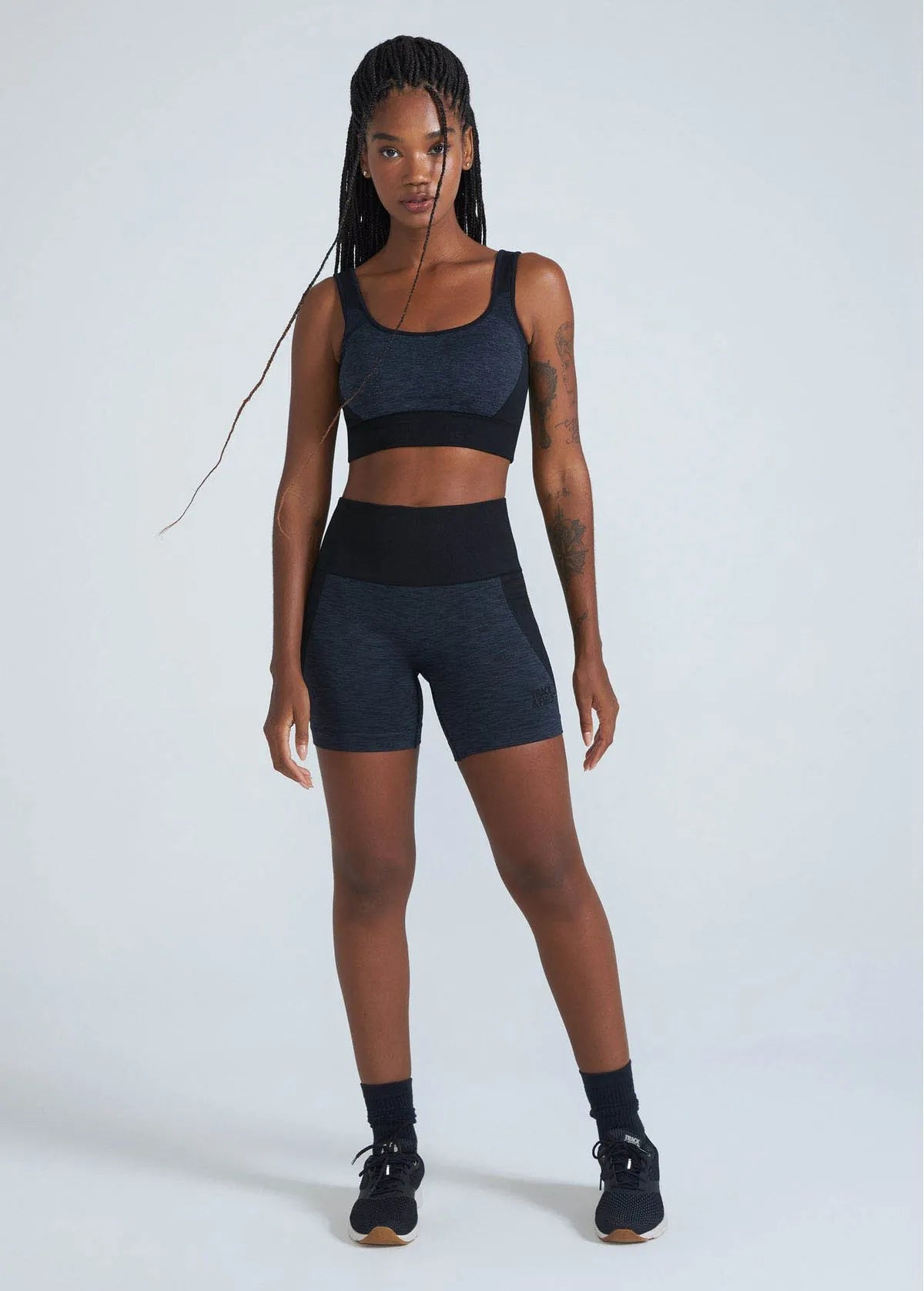 Bermuda Feminina Skin Recortes