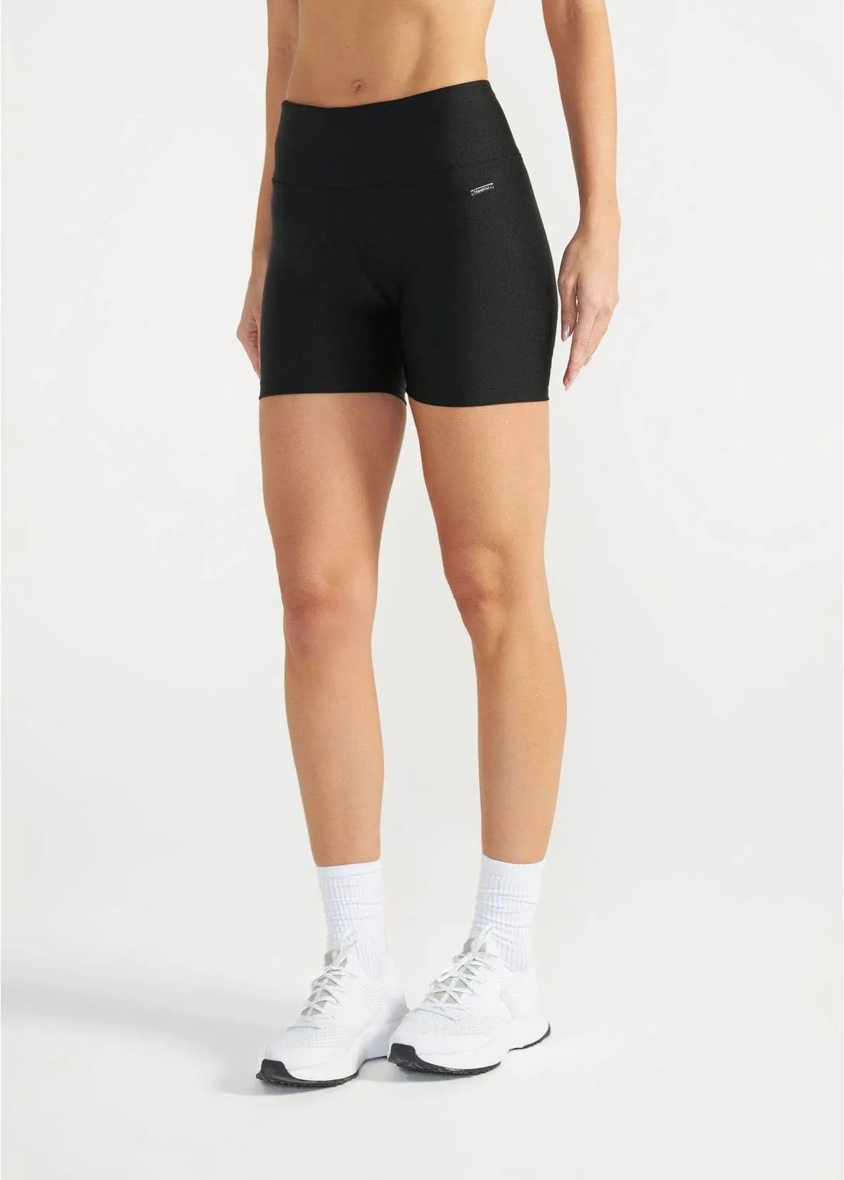 Bermuda Feminina Slim Brilho